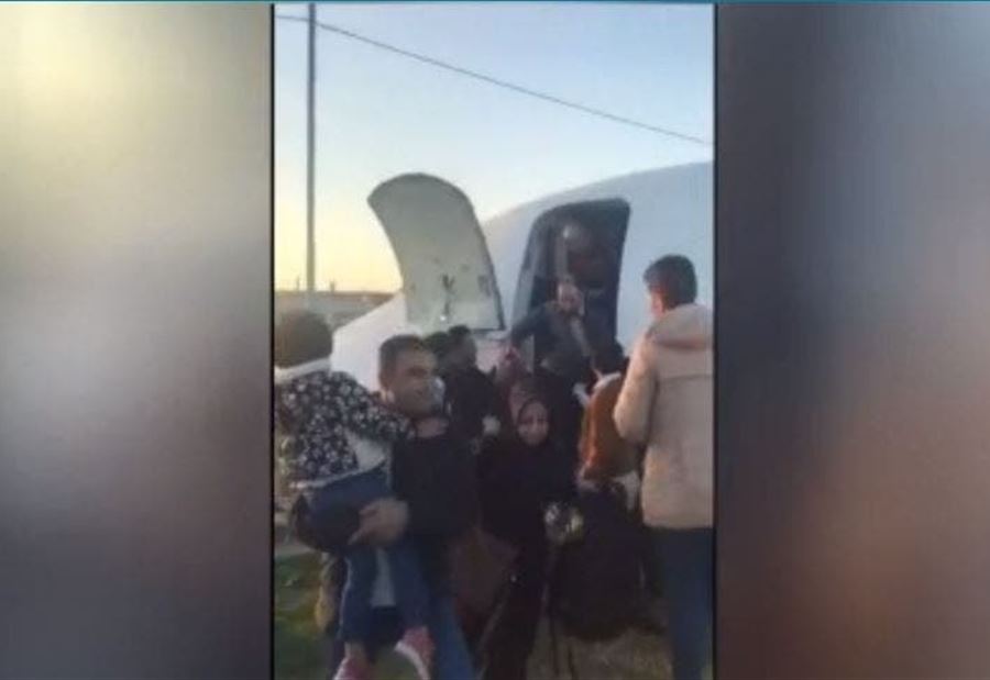 بالفيديو: خروج طائرة إيرانية عن مسارها  بالفيديو: خروج طائرة إيرانية عن مسارها