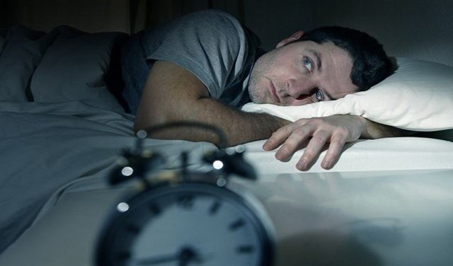 العلماء يكشفون سببا مفاجئا للأرق