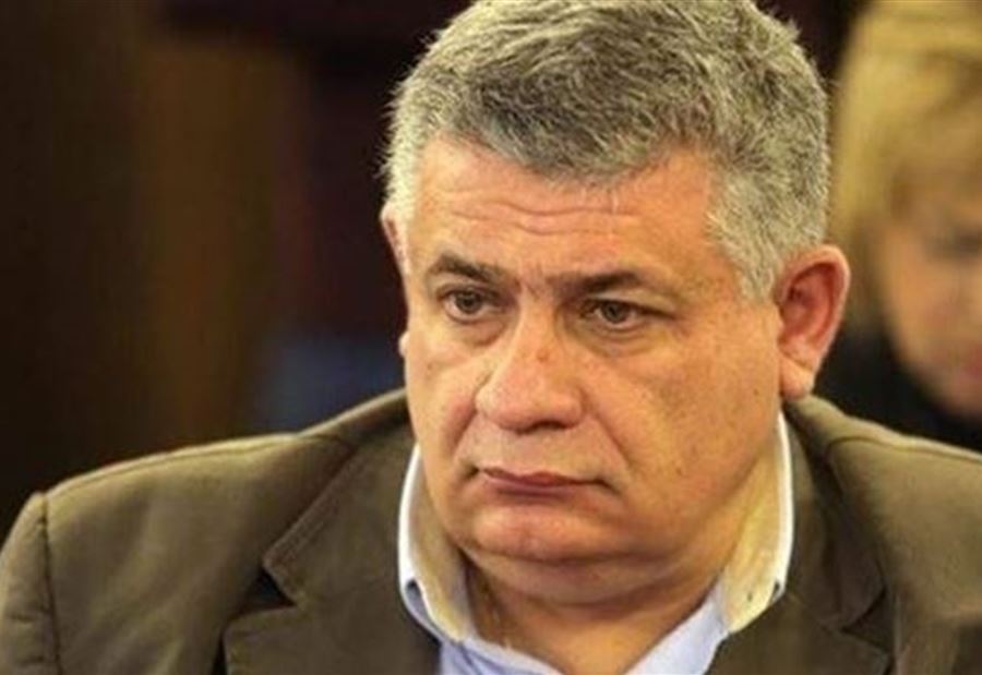 ضو لـ السيد: "لهون وصلت العنجهية" ضو لـ السيد: "لهون وصلت العنجهية"