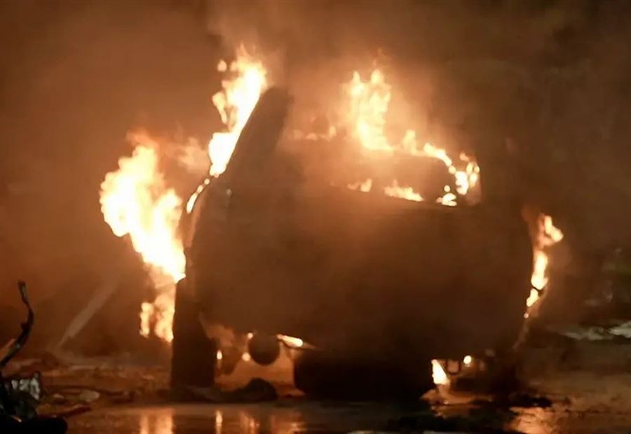 انفجار ضخم قرب مطار كراتشي.. مشاهد الفيديو توثق اللحظات الأولى للهجوم انفجار ضخم قرب مطار كراتشي.. مشاهد الفيديو توثق اللحظات الأولى للهجوم