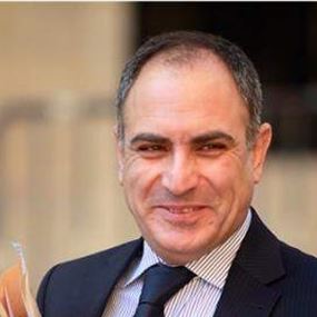 اسود: صفوف المواطنين في المكانيك من وراء ذلك؟