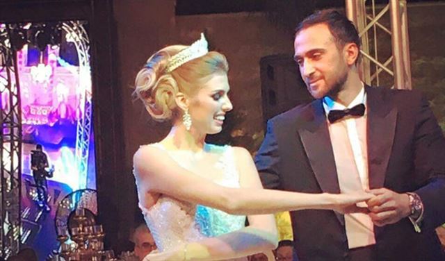 بالصور.. باسل بوجي يدخل القفص الذهبي