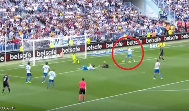 برشلونة يطالب بالتحقيق في اللقطة المثيرة للجدل