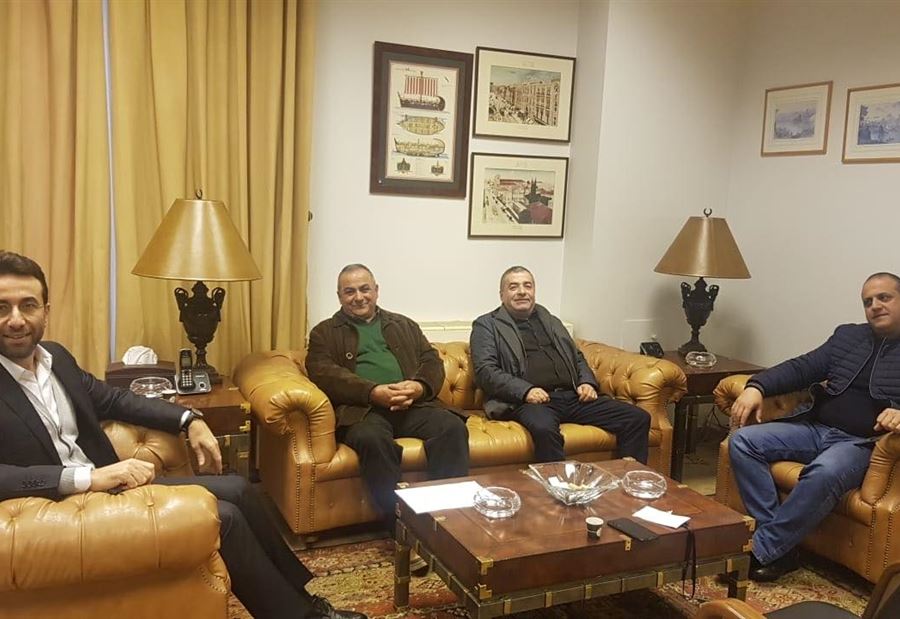 مزارعو الأزهار والشتول يطلبون الدعم من محافظ بيروت 