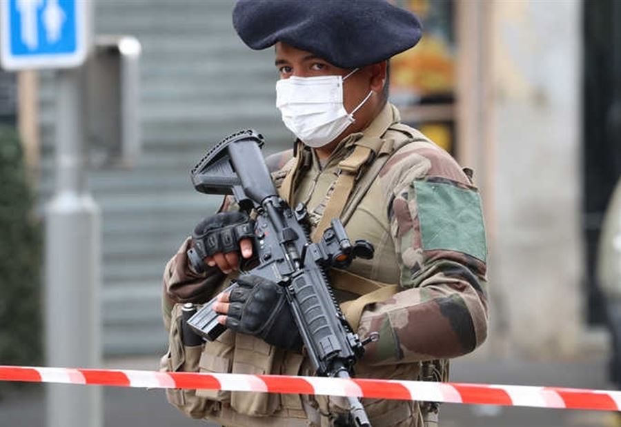 توقيفُ أفغاني يحمل سكيناً في ليون الفرنسية