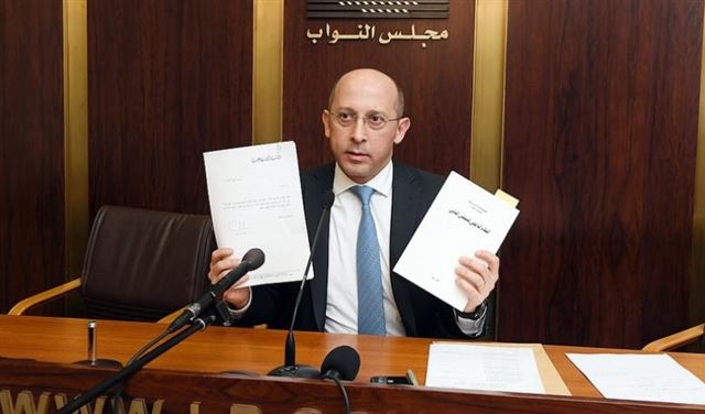 اقتراح قانون يلزم إرفاق الاثر المالي لأي اقتراح قانون