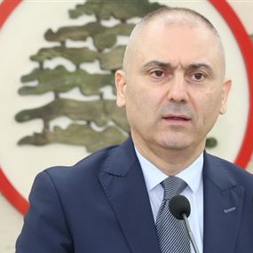 محفوض: نحن أمام مسرحية مضحكة مبكية محفوض: نحن أمام مسرحية مضحكة مبكية
