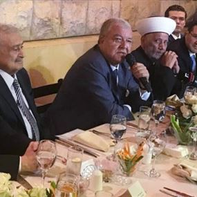 المشنوق: نقف مع الحريري بكل قدراتنا 