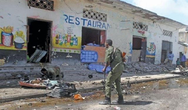 قوات الأمن الصومالية تقتل وزير الأشغال بالخطأ