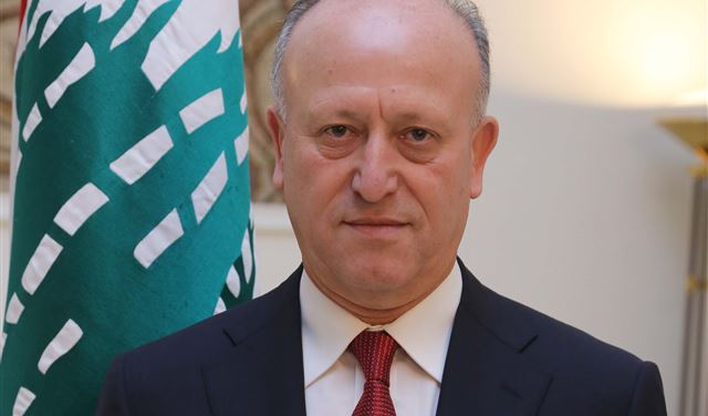 ريفي: النفوذ الإيراني في العالم العربي ساقط لا محالة