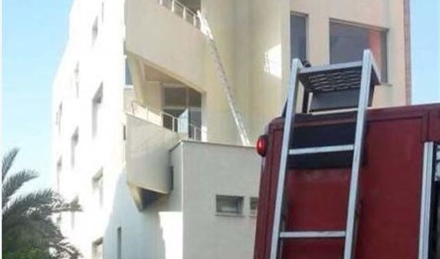 بالصورة.. إخماد حريق داخل شقة في صربا