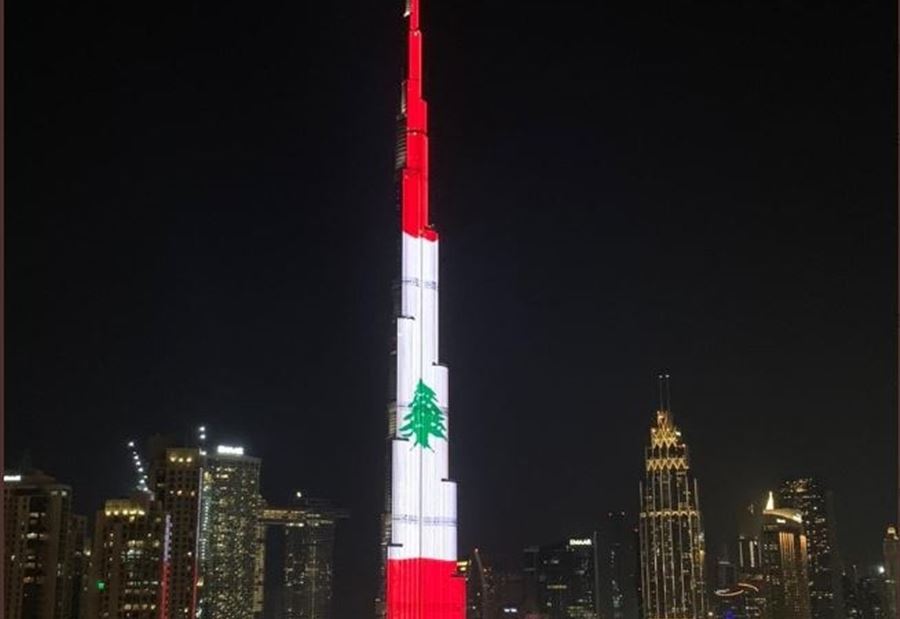 بالفيديو والصور: برج خليفة الشهير يتزيّن بالعلم اللبناني