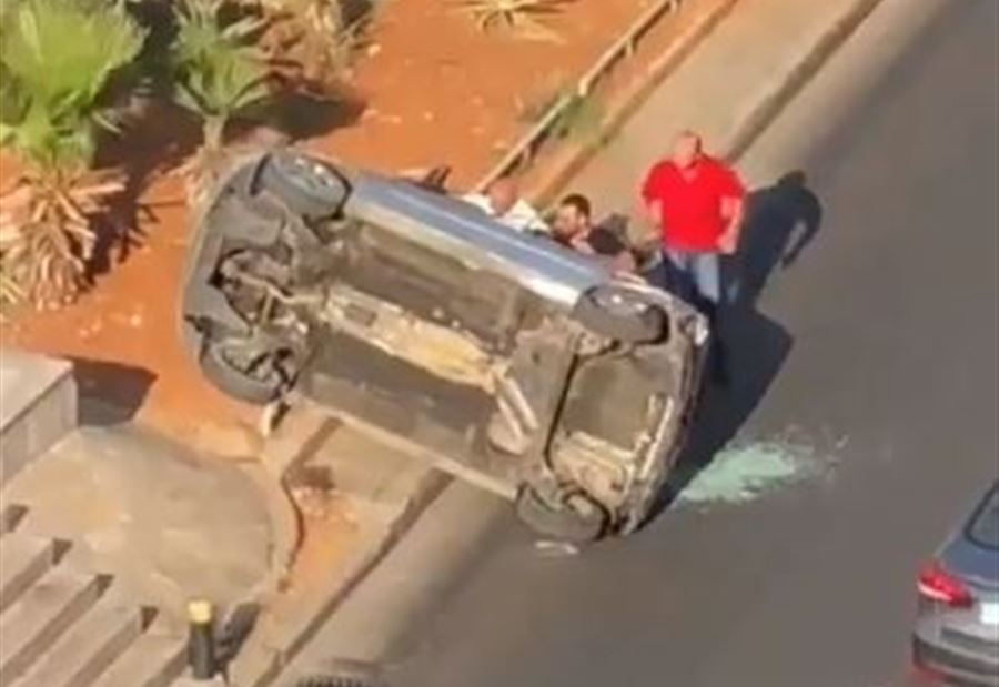 بالفيديو: حادثان من أمام الجامعة الأميركية في بيروت بالفيديو: حادثان من أمام الجامعة الأميركية في بيروت