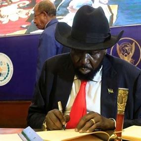 رئيس جنوب السودان يوقع اتفاق سلام مع المتمردين