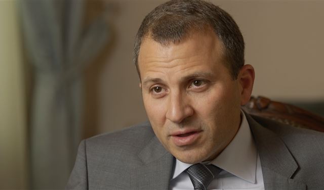 باسيل تعليقاً على تصريح المشنوق: "بدي شوف بس ينزل شو بيقول"