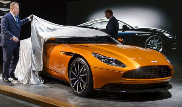 بالصور.. تعرف على أفضل 3 سيارات في العالم بالصور.. تعرف على أفضل 3 سيارات في العالم