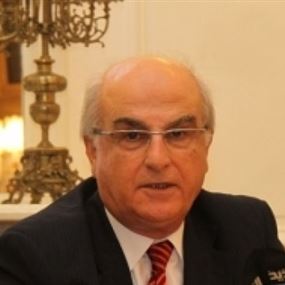 عصام سليمان أعلن مشروع توسيع صلاحيات المجلس الدستوري