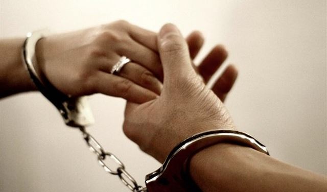 الشرطة تخرج سجينا للزواج ثم تعيده لمحبسه