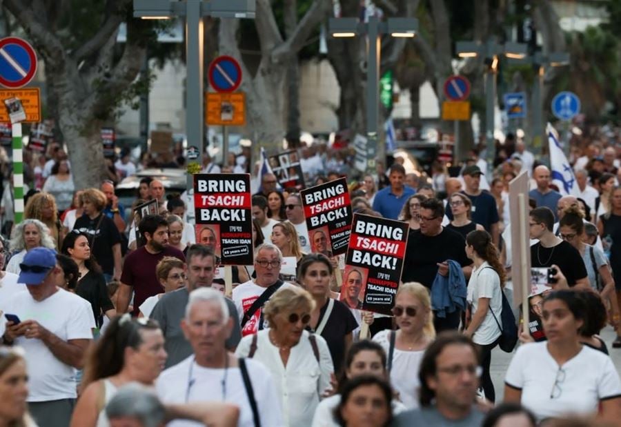 قطر تُعلنها: صفقة الأسرى تمر بـ"مطبّات"... ولكن!