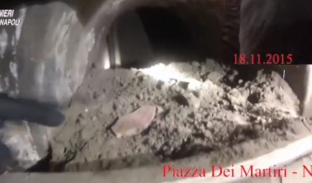 في إيطاليا.. السرقة عبر البالوعات !