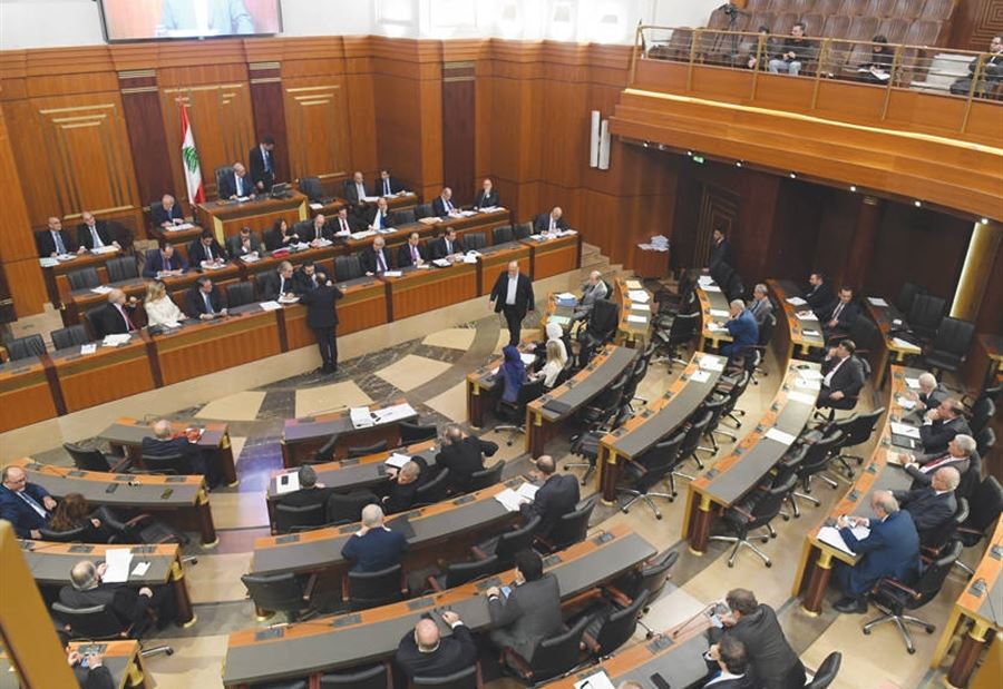 "نائب واعظ" يحضر الجلسة "دون ان ينبس بحرف!"