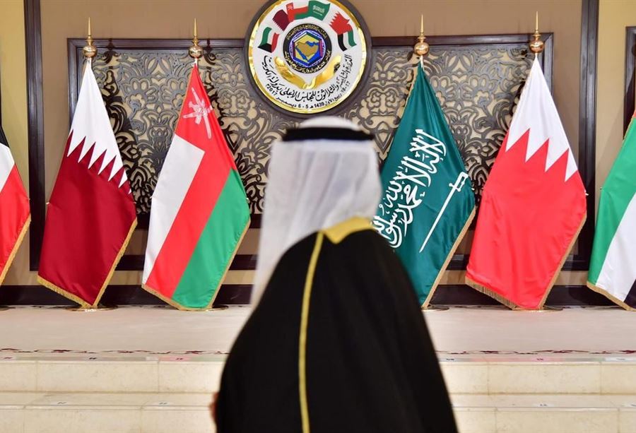 "صمتٌ خليجيٌّ" في بيروت