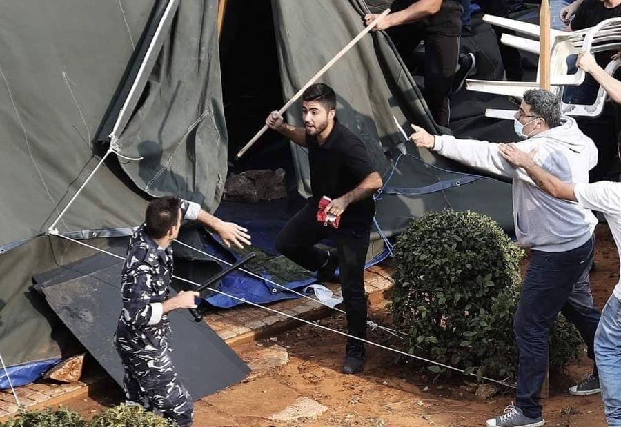 فيديو يوضح حقيقة الصورة التي أثارت "إستياء" اللبنانيين 