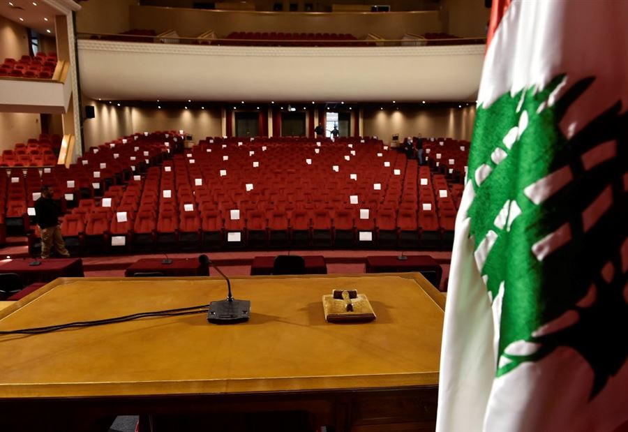 بالصور: التحضيرات للجلسة التشريعية أنجزت 