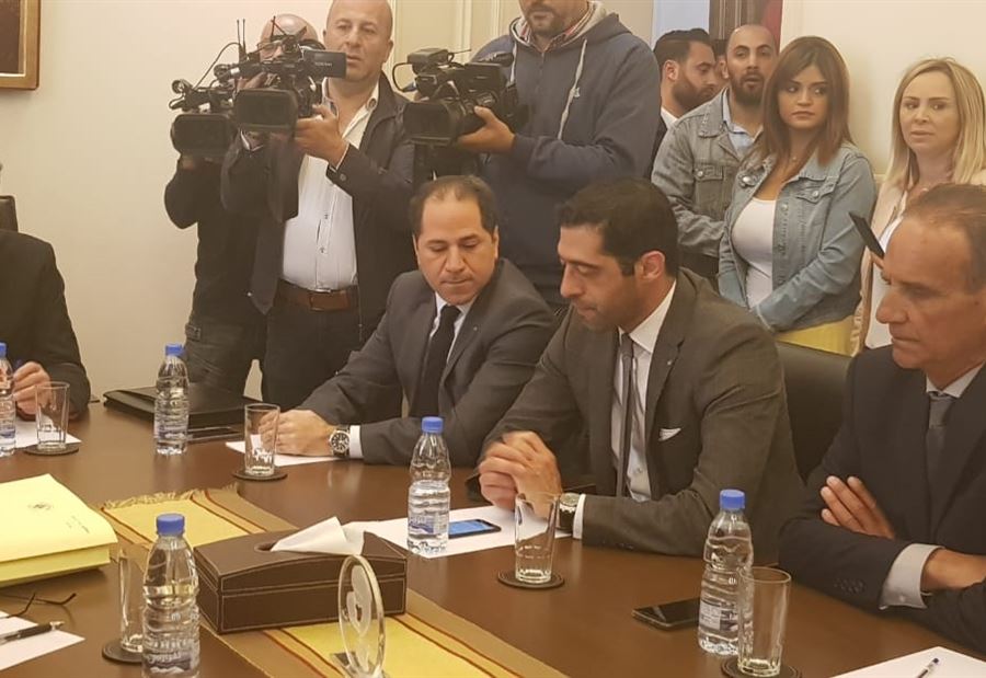 سامي الجميل يغادر إجتماع بكركي