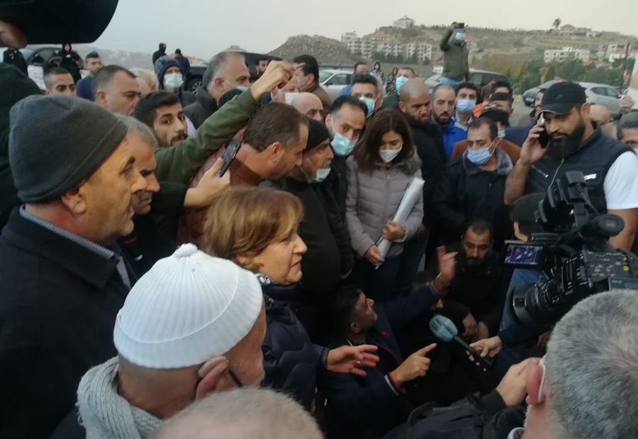 قضيةُ انفجار المرفأ ... قطع اوتوستراد صوفر احتجاجاً!