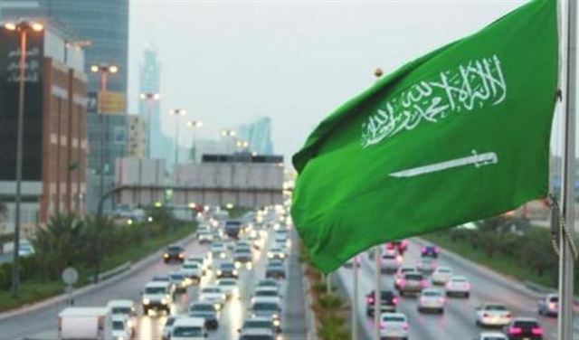 وزير سعودي يعلق على حملة محاربة الفساد