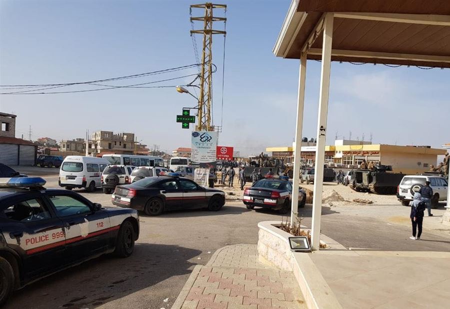بالصورة: إزالة مخالفات بناء وأكشاك في بعلبك