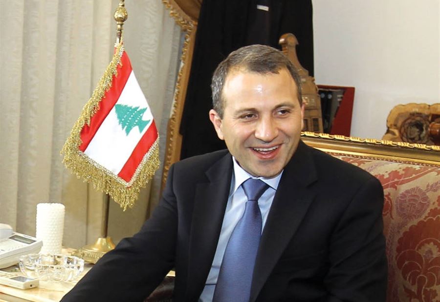 باسيل "يُصارح".. والغريب يرفض "طقّ الحنك"
