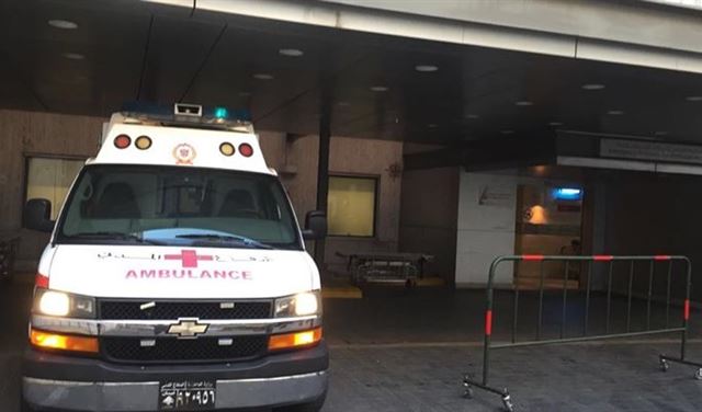 سقوط ألواح زجاجية على العمال في سليم سلام