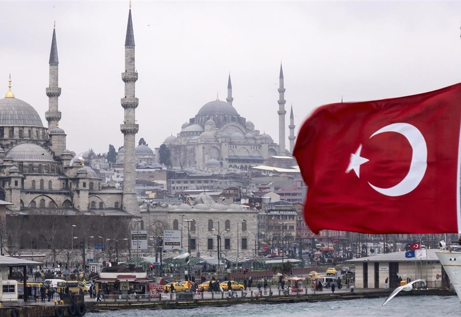 تركيا أمرت بالقبض على 176 عسكريا