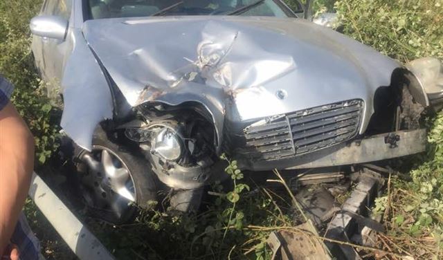 بالصور.. حادث سير على طريق البربارة
