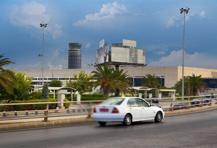 زائرٌ فوق العادة 