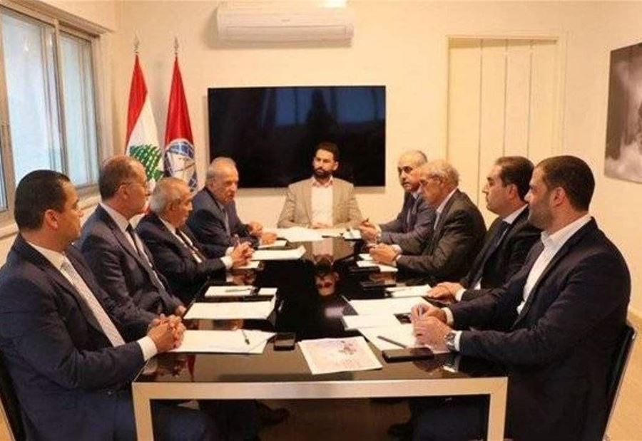 "البلد لا يحتمل".. اللقاء الديمقراطي يتحدّث عن "لعبة عض الأصابع"!