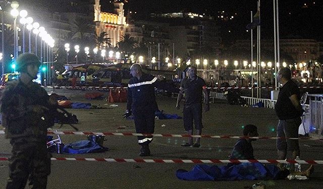 تقرير أمني يثير غضب وزير الداخلية الفرنسي تقرير أمني يثير غضب وزير الداخلية الفرنسي