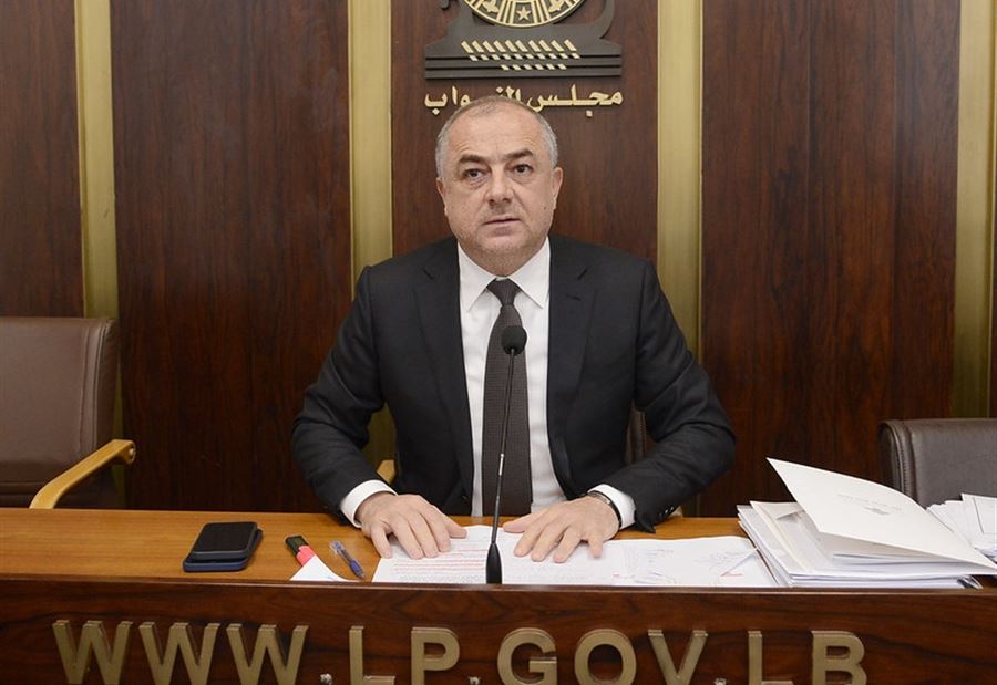"ندور مكاننا"... بو صعب: واضح أن معوض لا افق لديه