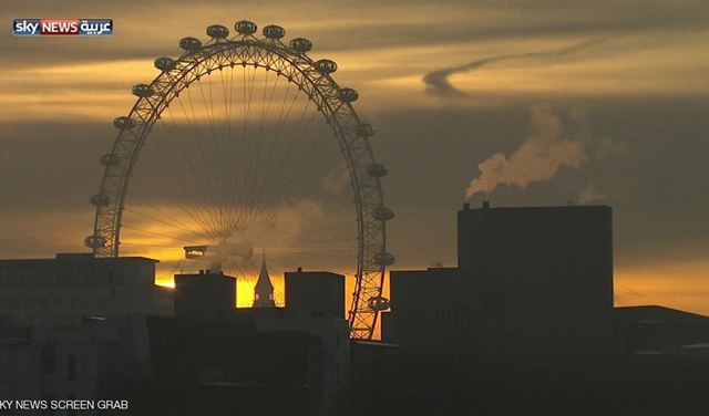 "عاصمة الضباب" تختنق "عاصمة الضباب" تختنق