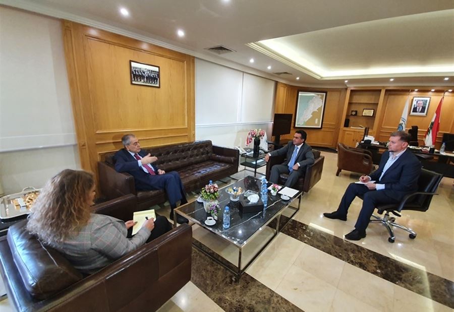 "ملف شاحنات الترانزيت"... طلبٌ من وزير الأشغال