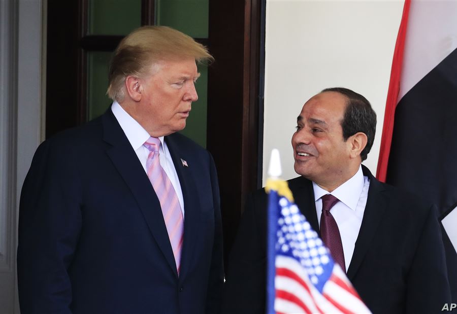 إتصالٌ بين السيسي وترمب!