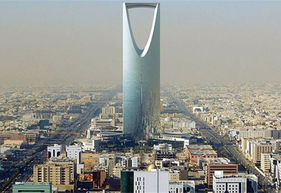 صورة نادرة للملك سعود بن عبدالعزيز