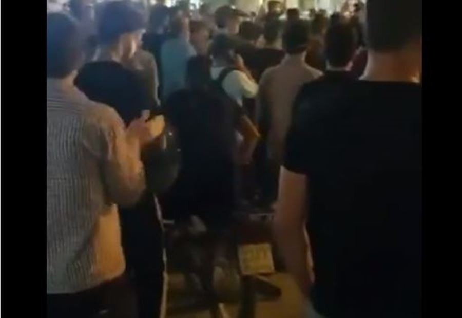 بالفيديو: تظاهرات في إيران... والقبض على "عملاء"