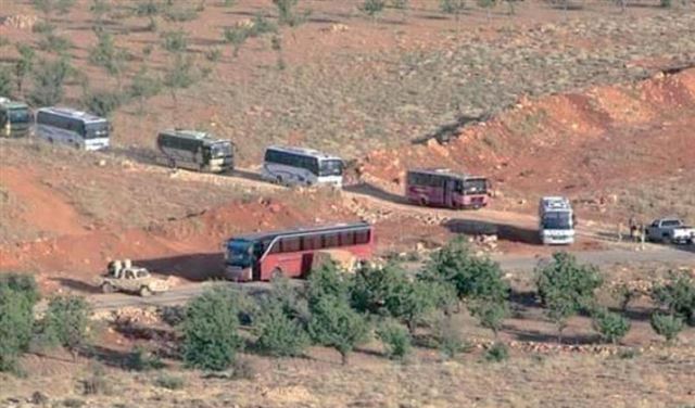 وصول دفعة أولى من "داعش"إلى دير الزور..ضمن إتفاق خفي وصول دفعة أولى من "داعش"إلى دير الزور..ضمن إتفاق خفي