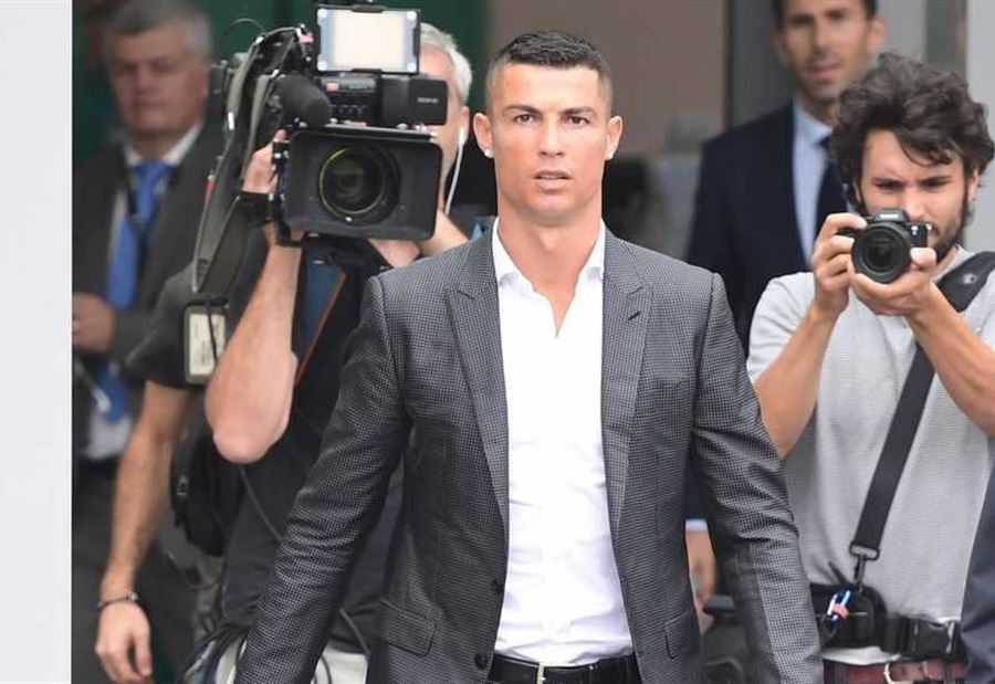 رونالدو يريد "تطليق مدريد".. وعراقيل تمنعه