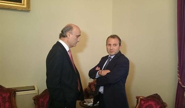 لا تناغم بين جعجع وباسيل.. لا تناغم بين جعجع وباسيل..