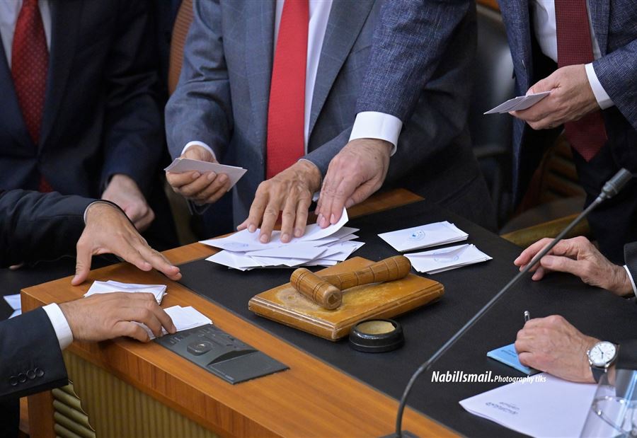 "لا بوادر حلحلة في الملف الرئاسي"