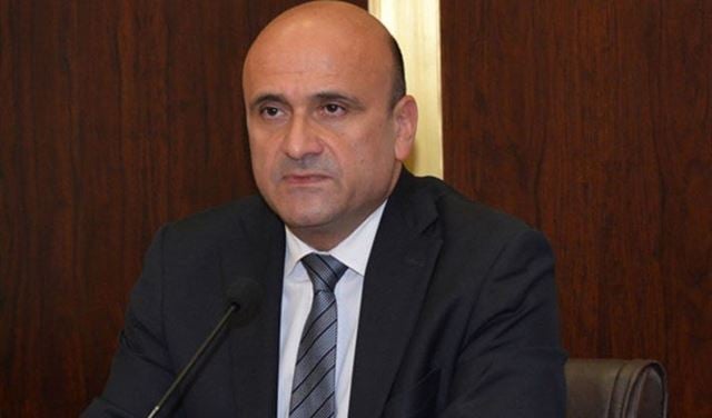 أبي رميا: التيار الى الأرض